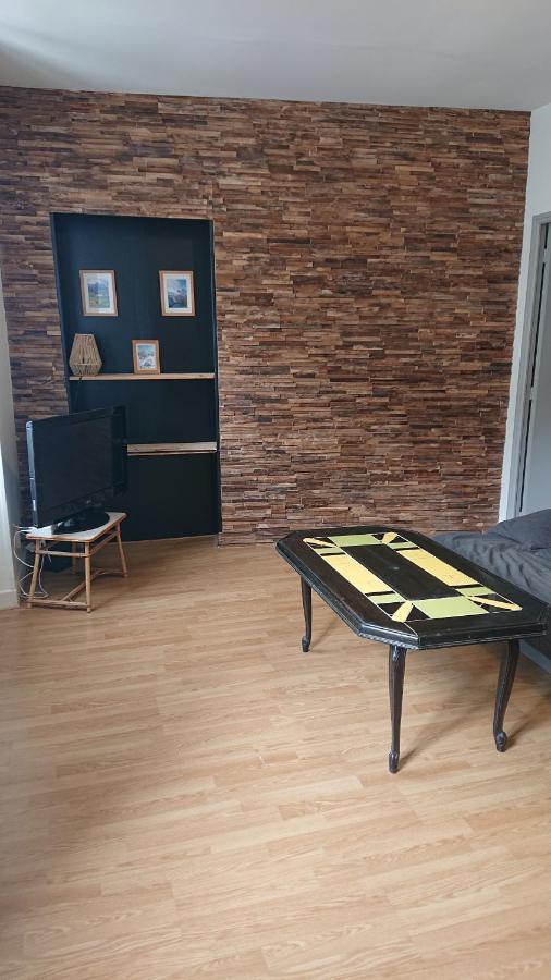 Appartement Dans Ancienne Maison Pyreneenne. Cadeac Bagian luar foto